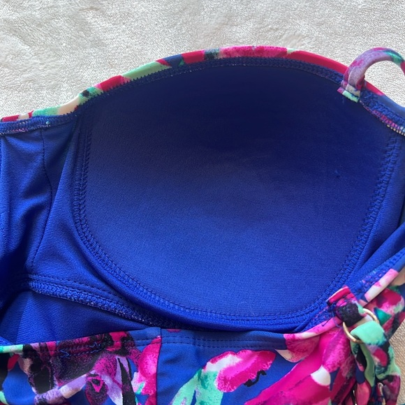 Catalina Pink Blue Purple Floral Twist One-Piece Swimsuit Size S - Picture 13 of 14